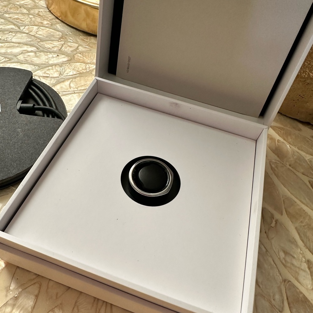 Oura ring heritage silver size 6 gen 3